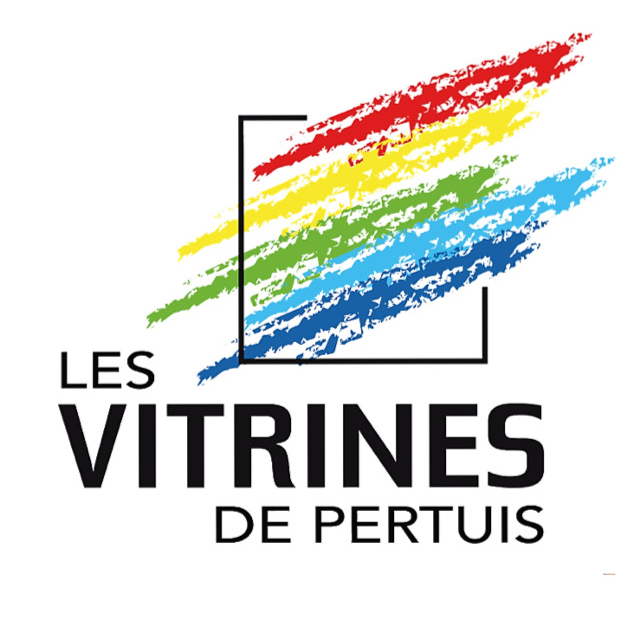 Vitrine de Pertuis 01