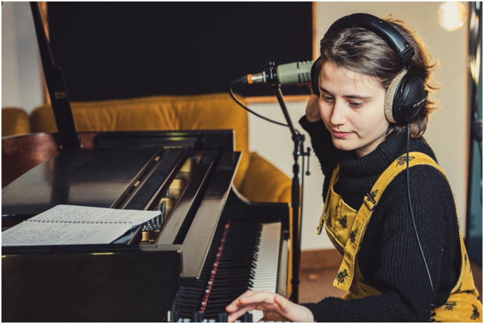 Cliquez pour agrandir Coline Siméone